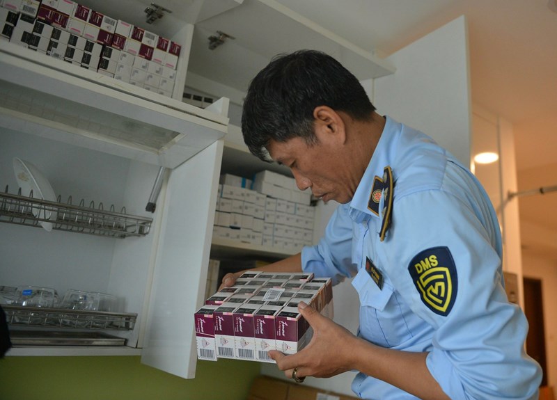 Phát hiện kho thuốc tây bất hợp pháp tại căn hộ chung cư cao cấp ở Hà Nội - Ảnh 1